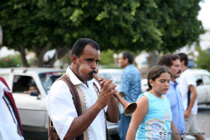Músico partido da circuncisão, Mahdia - Tunísia