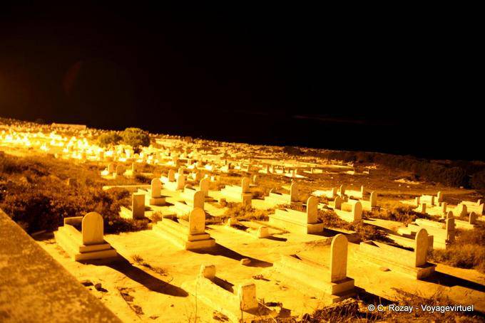 Vista noturna do cemitério marinho, Mahdia Cap África - Tunísia