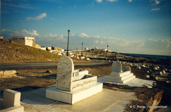 Túmulos e farol, Mahdia Cap África - Tunísia
