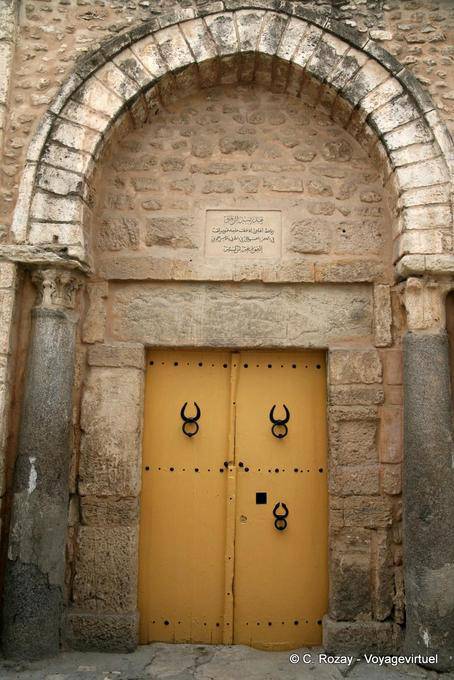 Porta para batentes da porta de chifre, Sousse medina - Tunísia