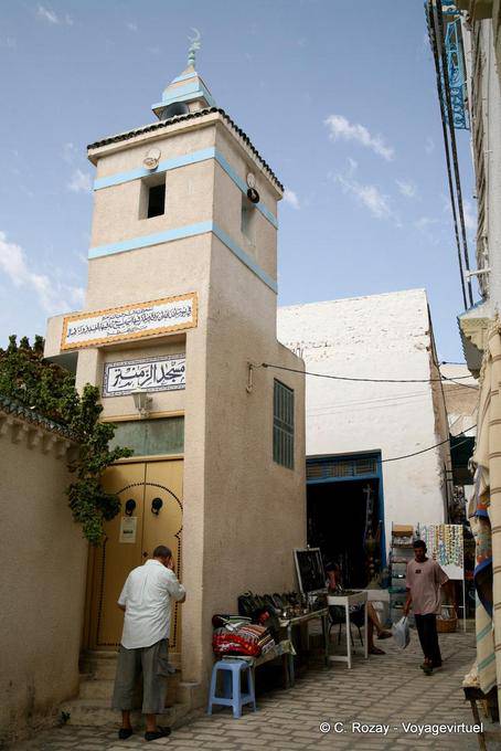 Minarete atípica de uma pequena mesquita, Sousse medina - Tunísia