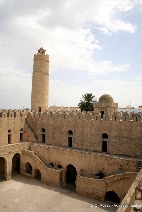 Lanterna Torre e interior escadas, Ribat, Sousse - Tunísia