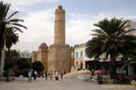Torre de 27 m permitindo monges guerreiros para monitorar o mar e do sertão, Ribat de Sousse, Tunísia.