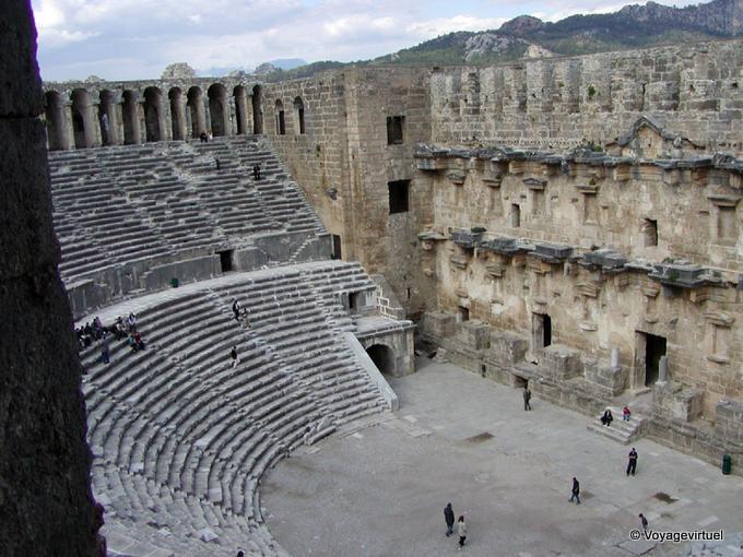 Aspendos teatro construído pelo arquiteto Zenon no século II - Turquia