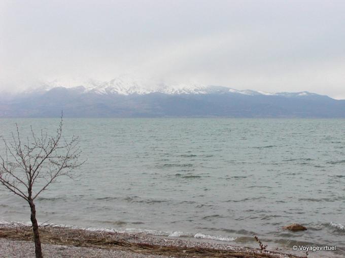 Lago Beysehir e pobres clima de primavera - Turquia