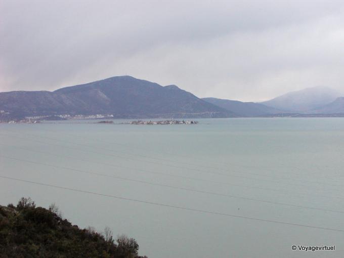 Ver Yesilada no Lago Eğirdir - Turquia
