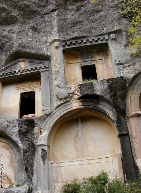 Um túmulo no rock, necrópole de Termessos - Turquia