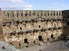 A parede da cena do teatro, Aspendos, Turquia.